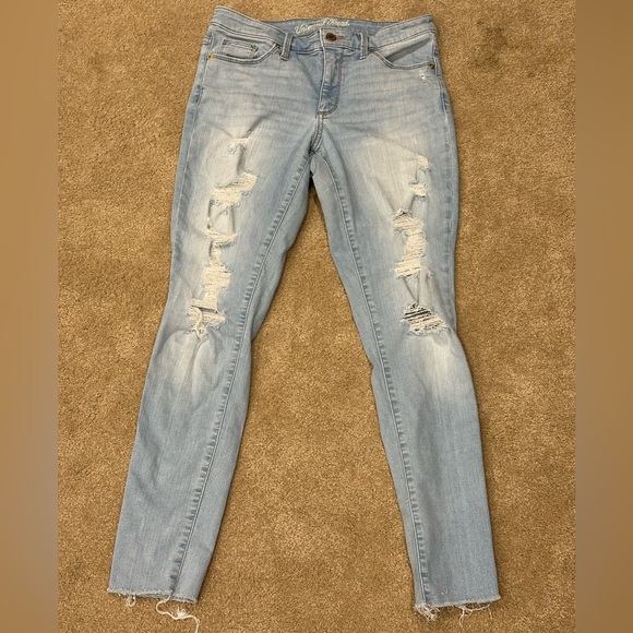 Universal Thread Ripped Skinny Jeans - Picture 2 of 4